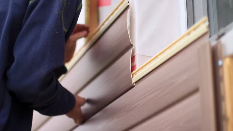 Best Siding Removal and Disposal  in Latimer, MS